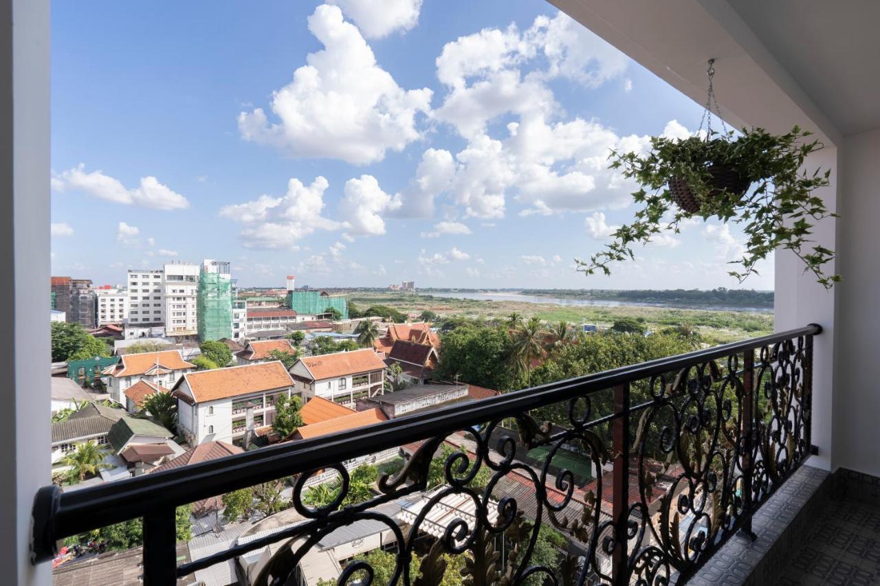Surestay Hotel By Best Western Vientiane Exterior photo